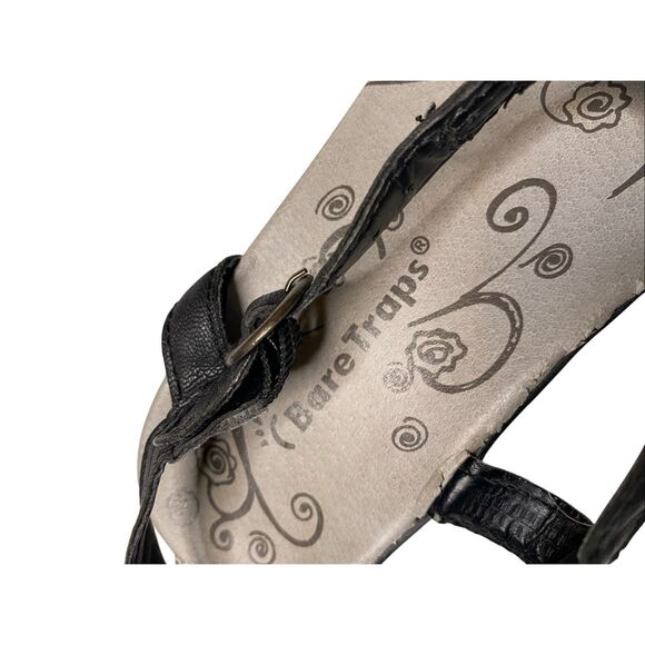 Bare Traps Jovial Wedge Slingback Sandals Leather Strap Medallion Detail 6.5M - Picture 10 of 16